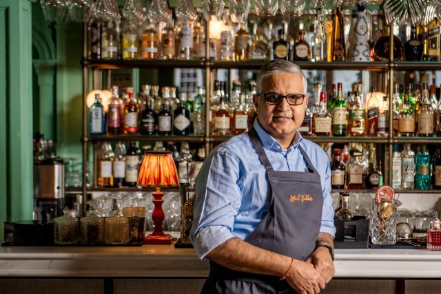 Indian Essence Petts Wood: Exquisite wine dinner featuring a curated pan-Indian menu.